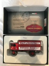 ANCIENNE MAIS NEUVE VOITURE