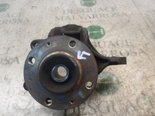 MOYEU DE ROUE AVANT GAUCHE /