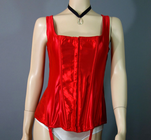 Nwt vintage fredericks - nwt~vintage, of