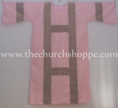 Chasuble dalmatique rose - chasuble,