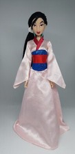 Poupée Mulan Disney robe Rose