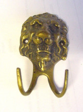 ACCROCHE BRONZE TETE LION 13 x
