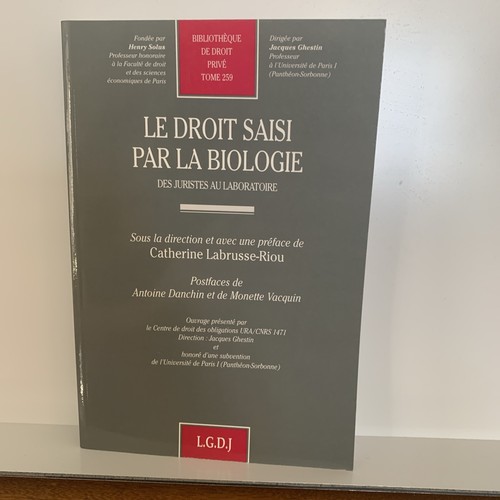 Livre droit saisi - droit,