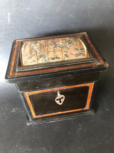 Ancienne boite coffret - , à