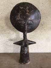 STATUETTE AFRICAINE ANCIENNE