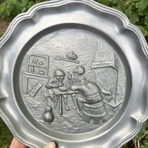 Assiette décorative étain - en,