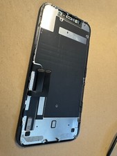 Ecran LCD Iphone 11 / 100% Original et Fonctionnel / Quelques Rayures légéres