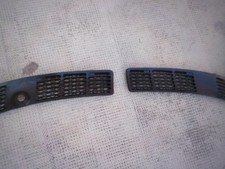 baie de pare brise (2 pieces