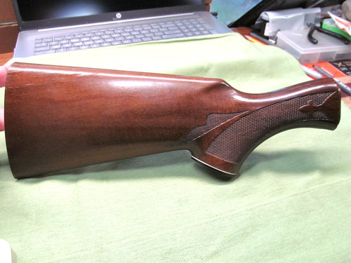 Remington 1100 12g butt - 12g, stock