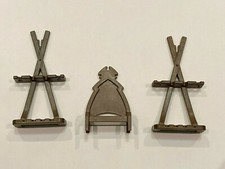 PLAYMOBIL 3268 LOT MOBILIER TRONE + 2 RATELIERS RANGE-ARMES CHEVALIER CHATEAU