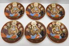 - 6 PETITES ASSIETTES A