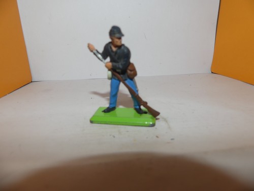 Figurine britains pieton - britains,
