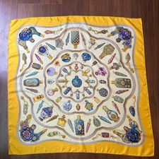 Écharpe HERMES Carre 90