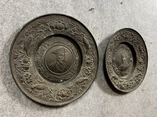 Deux grands plats offrandes - deux,