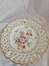 Magnifique petite assiette en
