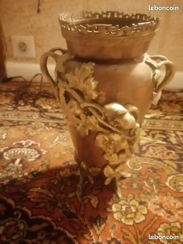 Vase bronze ancien art