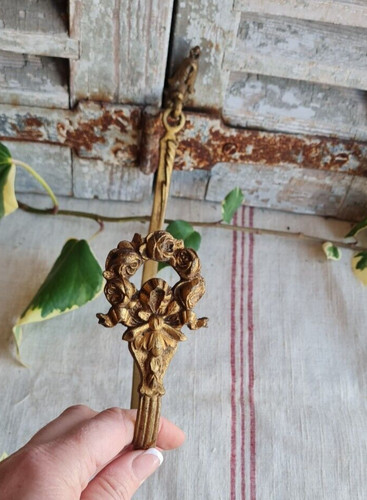 Ancien porte rideau - ancien,
