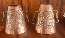 2 vases pot cuivre signé "Lhoste" motif tête paysan femme et homme - Avant 1950