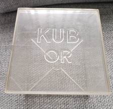 ANCIENNE BOITE TRANSPARENTE KUB OR