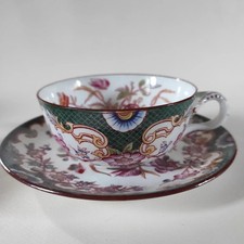 1 tasse à thé en porcelaine