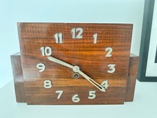 ancienne  pendule mécanique