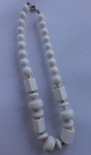 COLLIER/ VINTAGE/ BLANC & OR