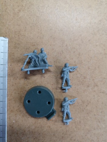 German stand miniature - german, mg