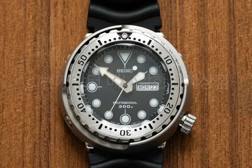 Seiko professional diver tuna - seiko,