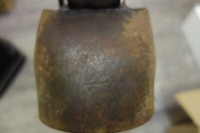 Très Belle et Rare Cloche