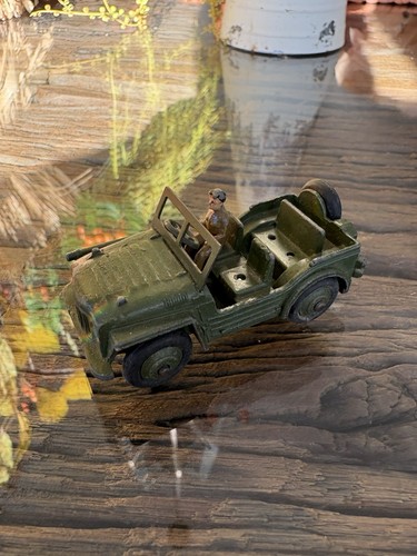 Vintage dinky toy jeep with - vintage,