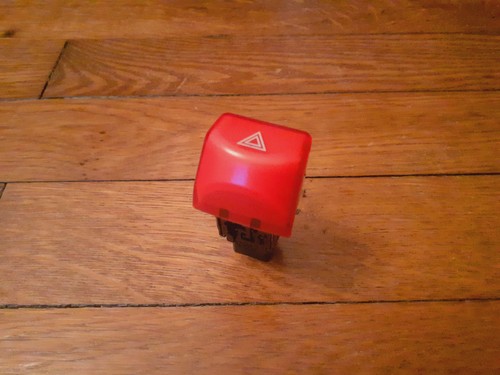 Interrupteur warning nissan - interrupteur,