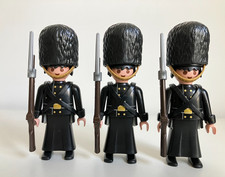 PLAYMOBIL -   Ensemble de 3 soldats britanniques  - écossais