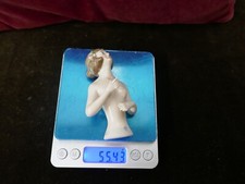 1/2 poupée de porcelaine peinte allemande numérotée,H 9cm,P55g