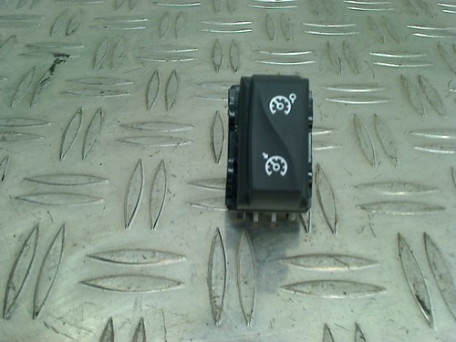 Commutateur regulateur de - regulateur,