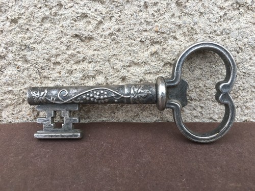 Ancien tire bouchon - , /