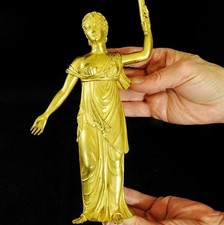 STATUETTE PENDULE HORLOGE BRONZE DORE FEMME EPOQUE EMPIRE DEBUT DU 19 eme SIECLE