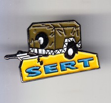 RARE PINS PIN'S .. TOURISME CAMPING CAR CARAVANE REMORQUE SERT FRANCE ~BT