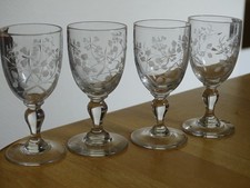 SAINT LOUIS 4 ANCIENS VERRES