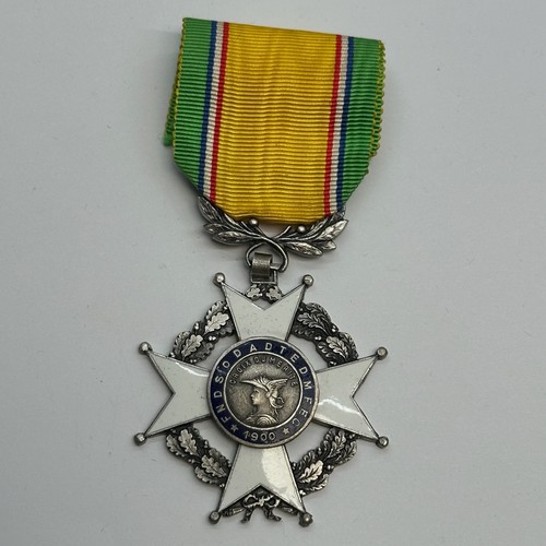 Médaille croix mérite - médaille,