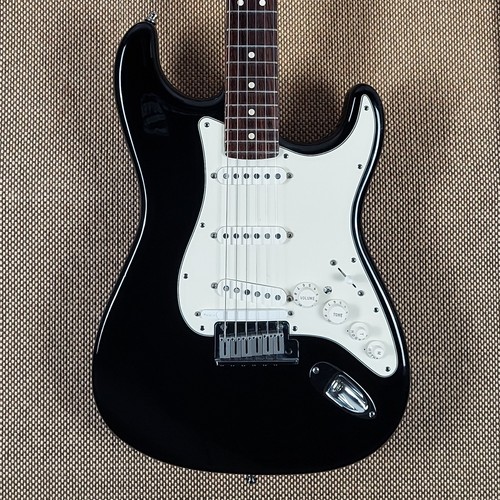Fender stratocaster 100 - fender, 100%