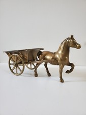 Cheval et charrette  laiton ou