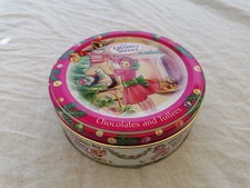 Boîte en métal NESTLE