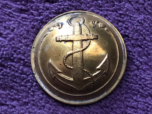 Bouton uniforme poilu des - poilu,
