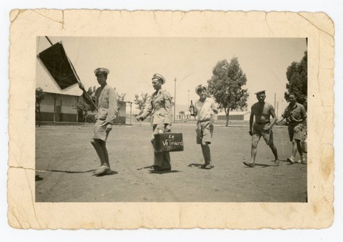 Photo bonny des militaires - photo,