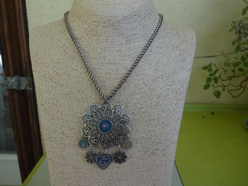 Collier pendentif rosace - collier/pendentif,