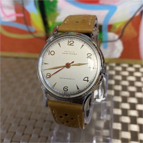 Montre suisse mécanique