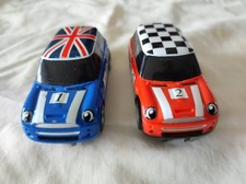 2 voitures scalextric mini
