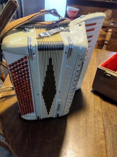 Italian piano accordion - italian,