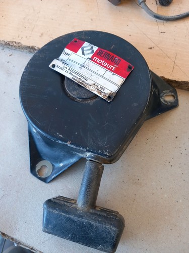 Lanceur petit moteur bernard - moteur,