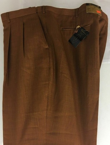 Nwt falcone pleated - falcone, 90%